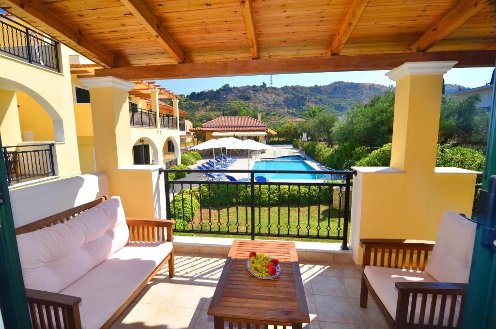 Muses Zante Villas Kalamákion Стая снимка
